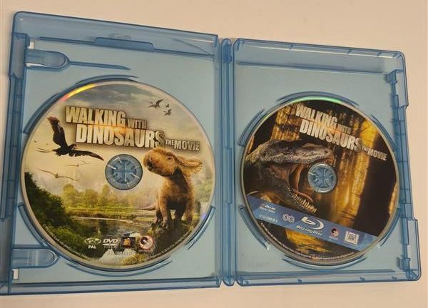 Walking With Dinosaurs: The Movie – Blu‑ray + DVD (2‑disc)