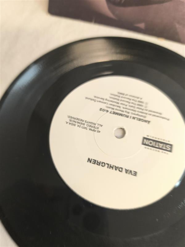 EVA DAHLGREN – Ängeln i rummet 7” VINYL (STATION RECORDS)