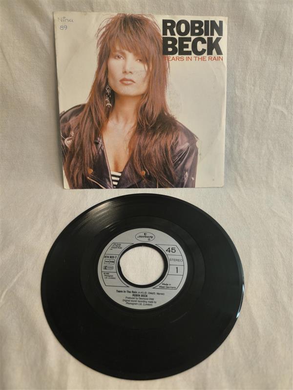 Robin Beck – Tears in the Rain (7”)