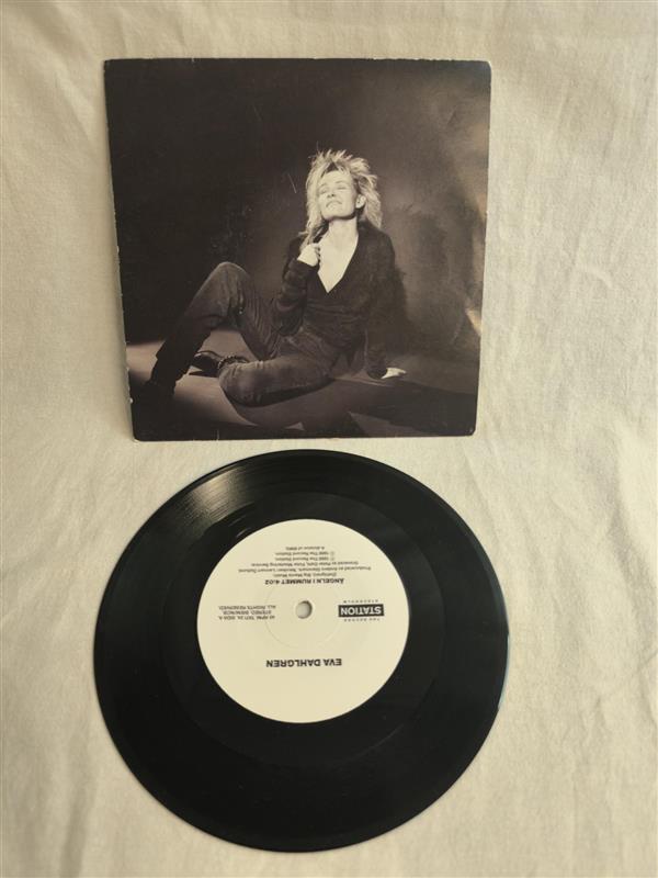 EVA DAHLGREN – Ängeln i rummet 7” VINYL (STATION RECORDS)