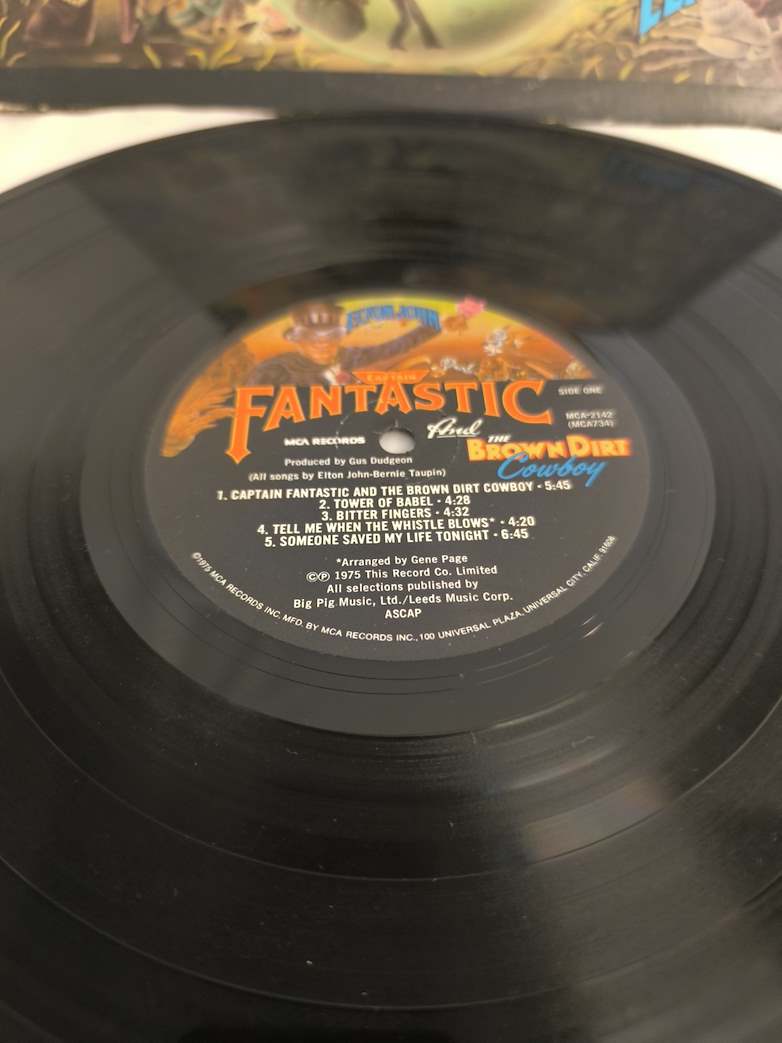 Elton John, Captain Fantastic