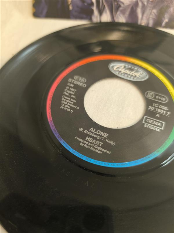 Heart – Alone (7” Vinyl, 1987)