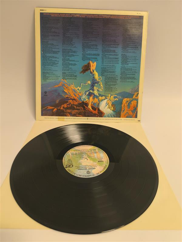 Bellamy Brothers – Let Your Love Flow (LP) – VG / G+ skick