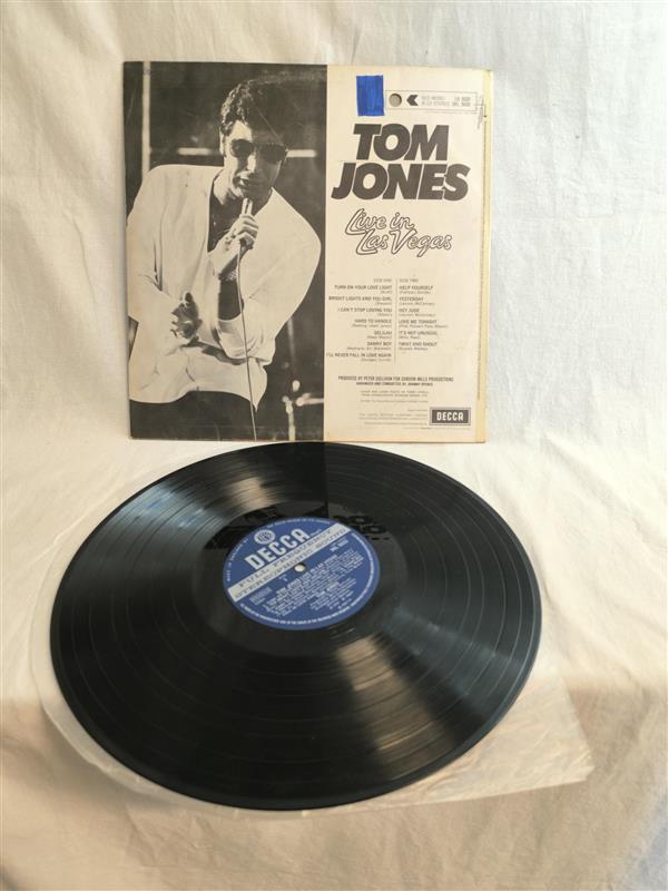 Tom Jones – Live in Las Vegas (Decca), LP