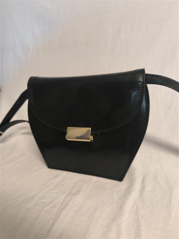 Italian handbag - Genuine leather, very good quality