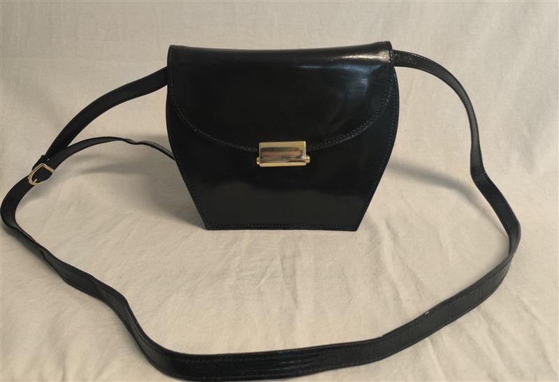 Italian handbag - Genuine leather, very good quality