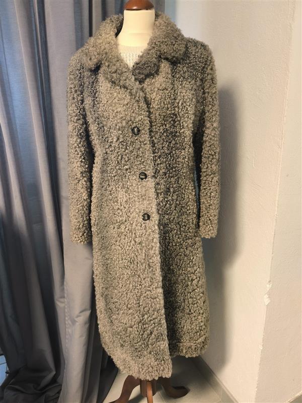 A coat in genuine Gotland sheepskin
