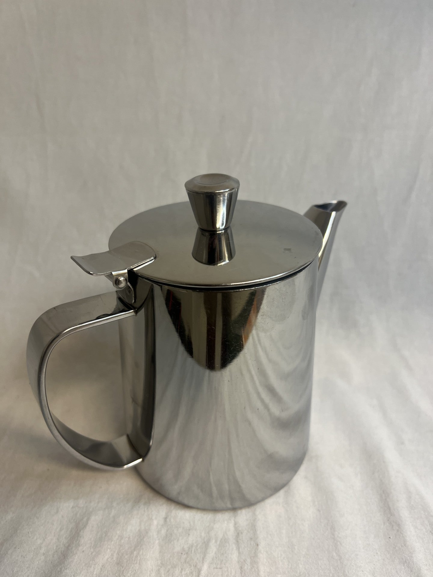 Stainless steel jug - "restaurant"