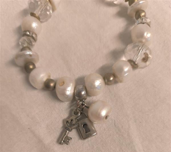 Beaded bracelet