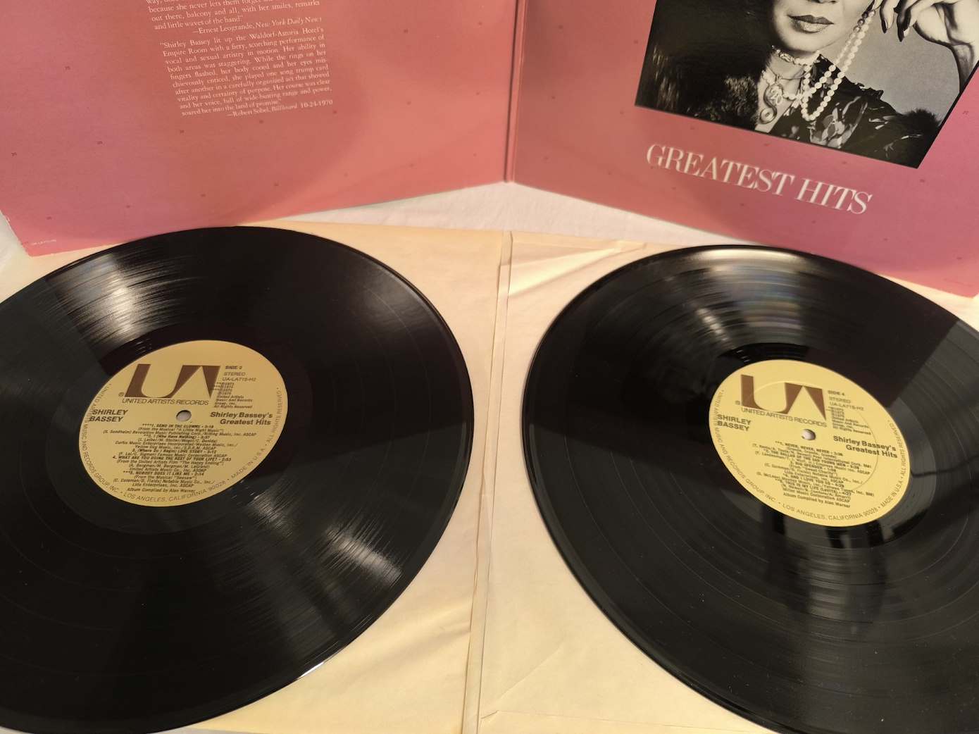 Shirley Bassey's Greatest Hits