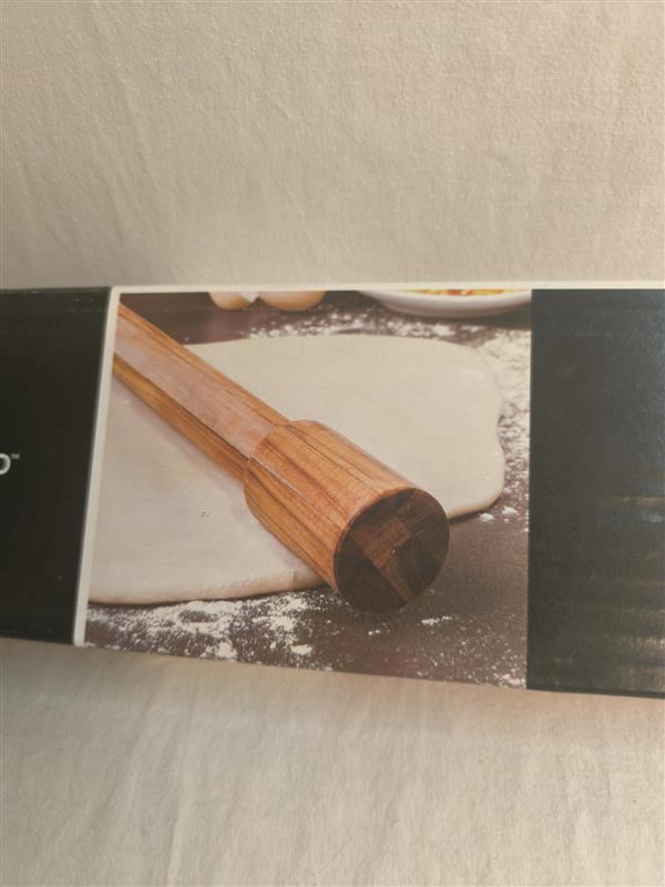 Wooden rolling pins Set of 2 from Ironwood New